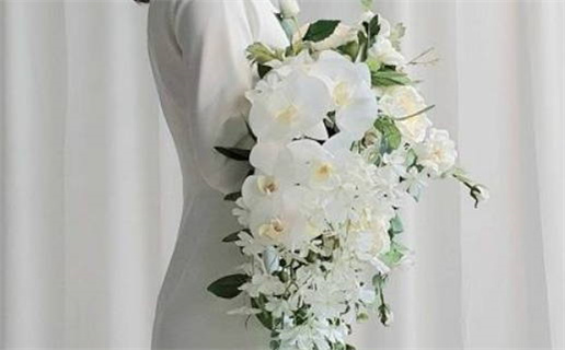 2025年农历四月初三结婚符不符合黄道吉日 办喜事能算好日子吗