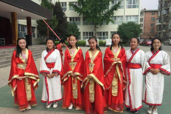 朝鲜族庆典日：传统仪式与历史记忆的交融