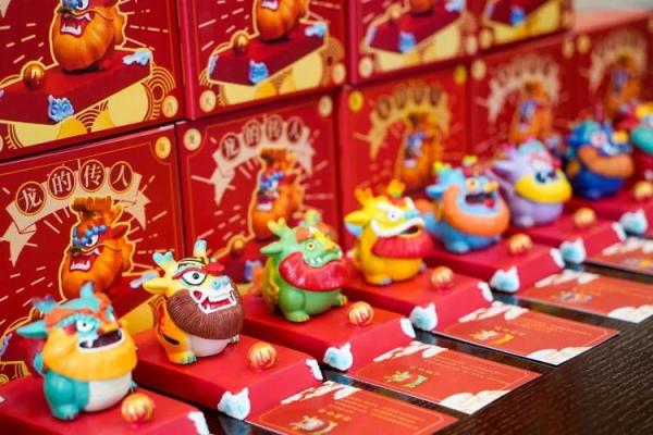 传统与现代结合，三八节送她一份文化底蕴深厚的礼物