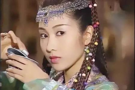 黎姿八字分析:如何改变命运,破解命运密码中的陷阱