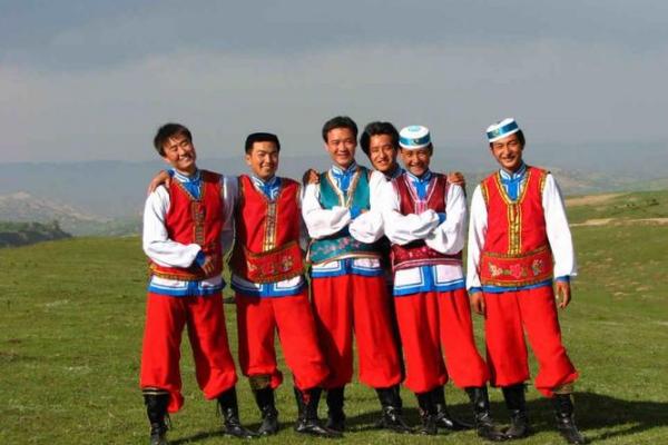 保安族祭典中的音乐与舞蹈:节日庆典的文化底蕴 保安族祭典中的音乐与舞蹈:节日庆典的文化底蕴