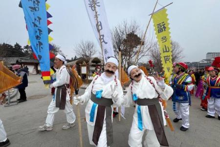 朝鲜人民节：探索朝鲜节日中的独特风俗与习惯